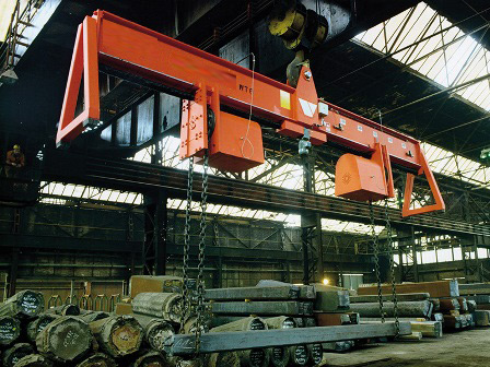 Crane girder mould load turning device