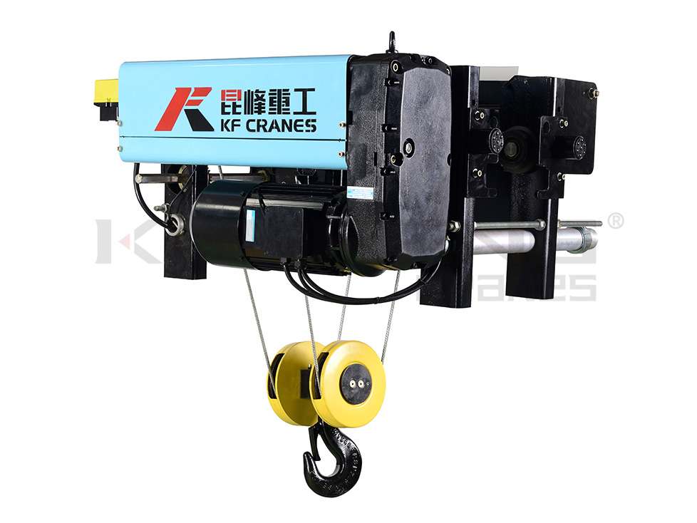 What are the characteristics of common electric wire rope hoist?